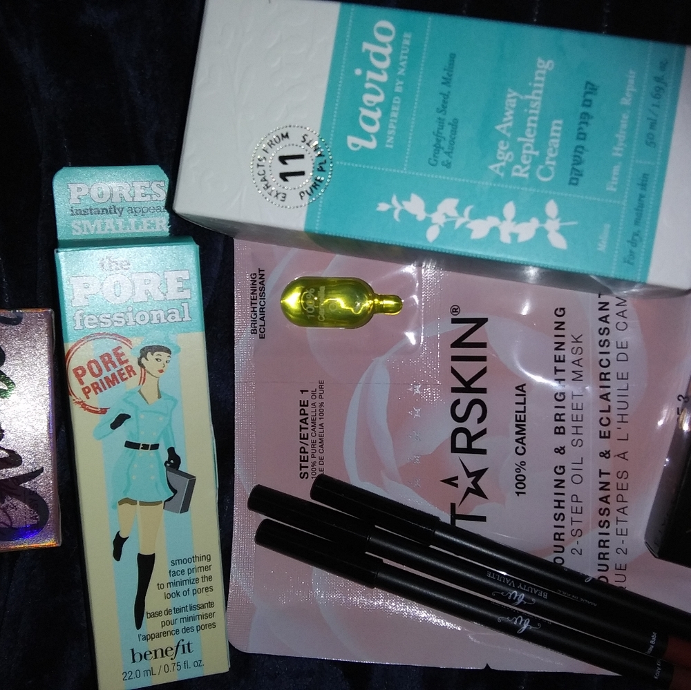 Mystery PLUS Beauty Box....